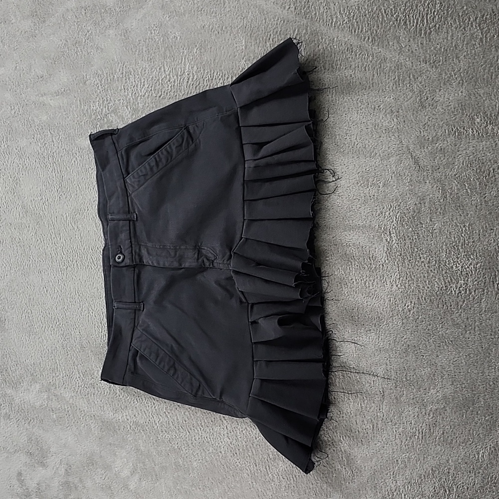 American Eagle Outfitters Black Ruffle Mini Skirt